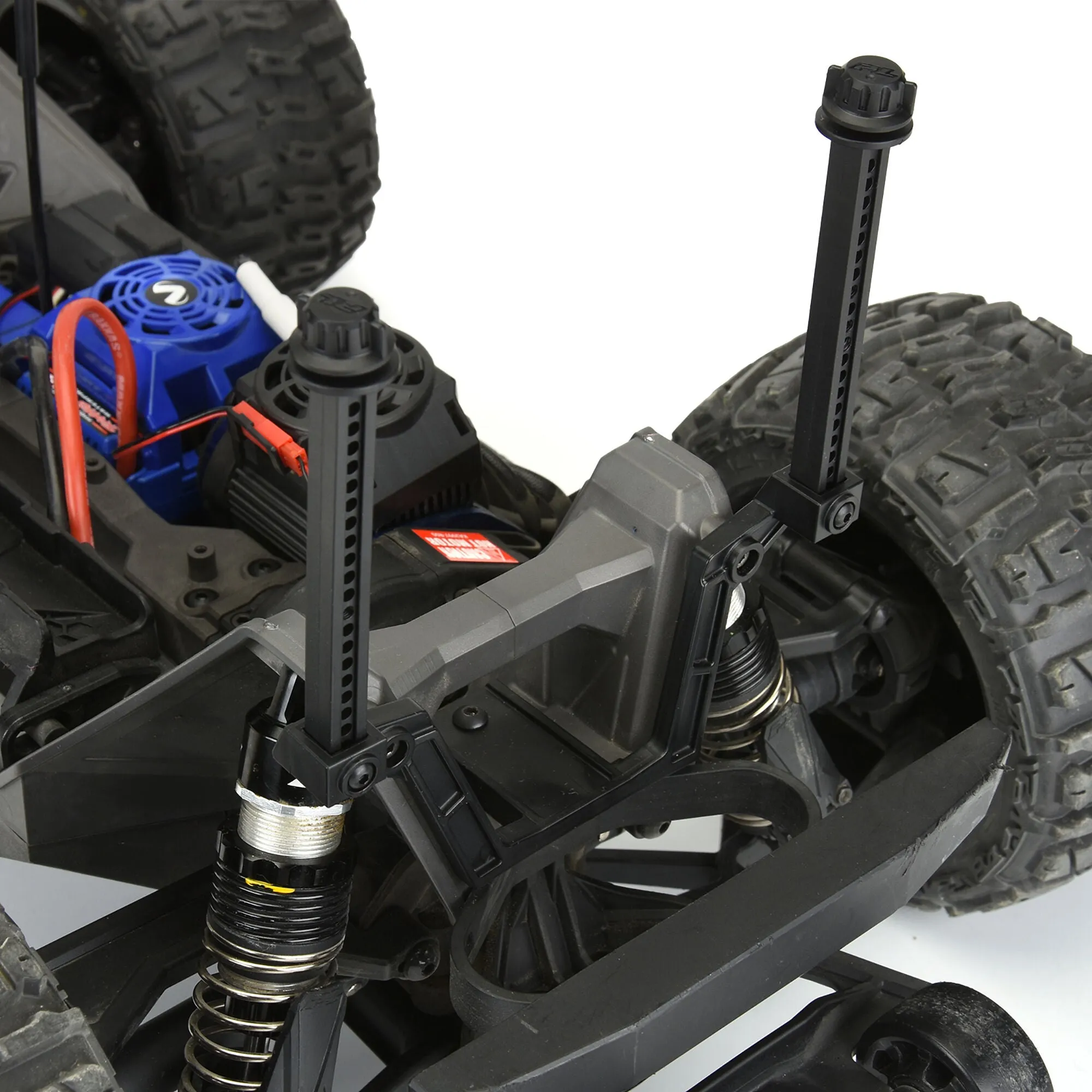 1/8 Pro-Line Extended Front/Rear Body Mounts: MAXX