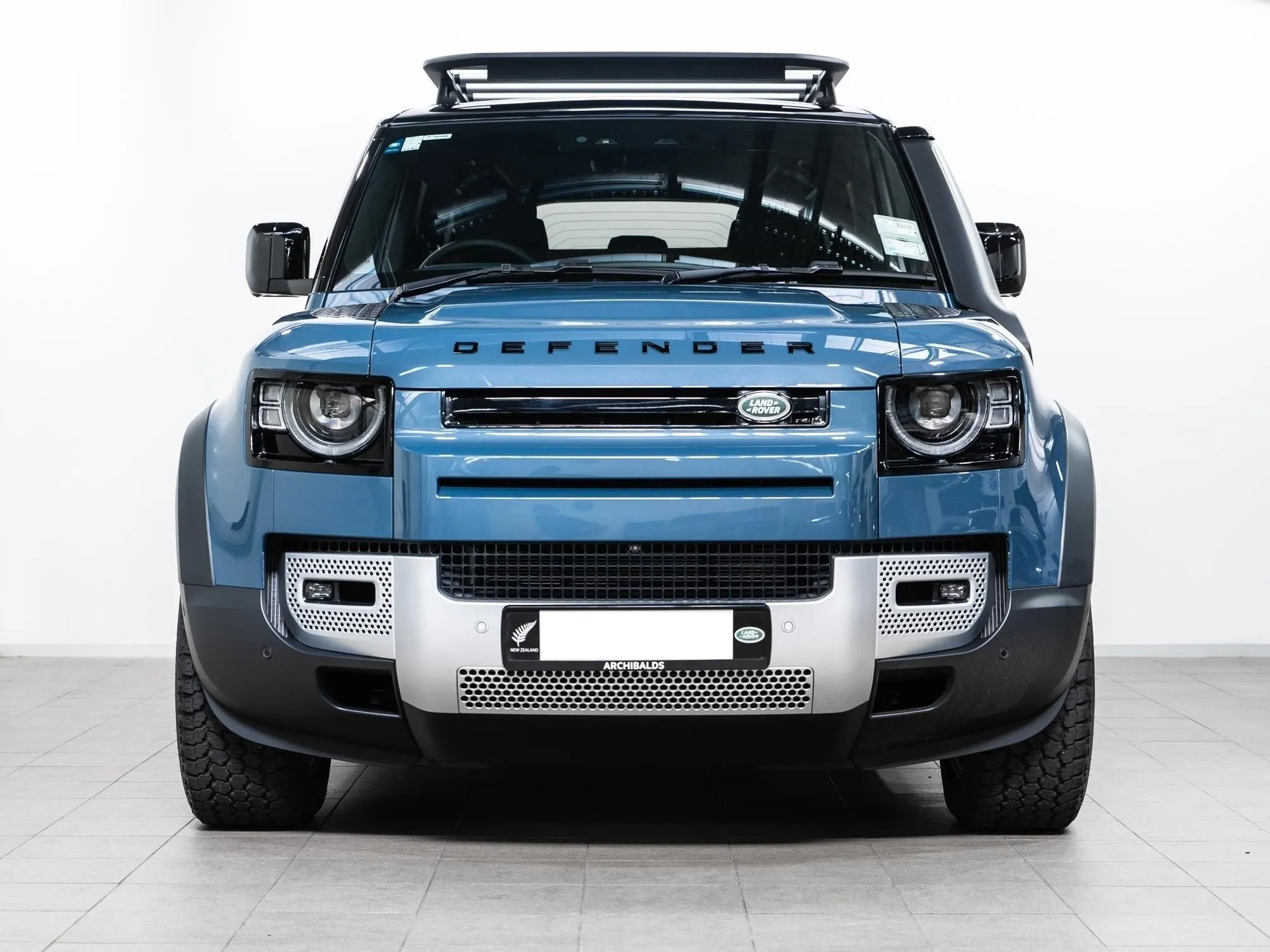 2023 Land Rover Defender 110 D300 HSE HIGH SPEC / EXPLORER PACK