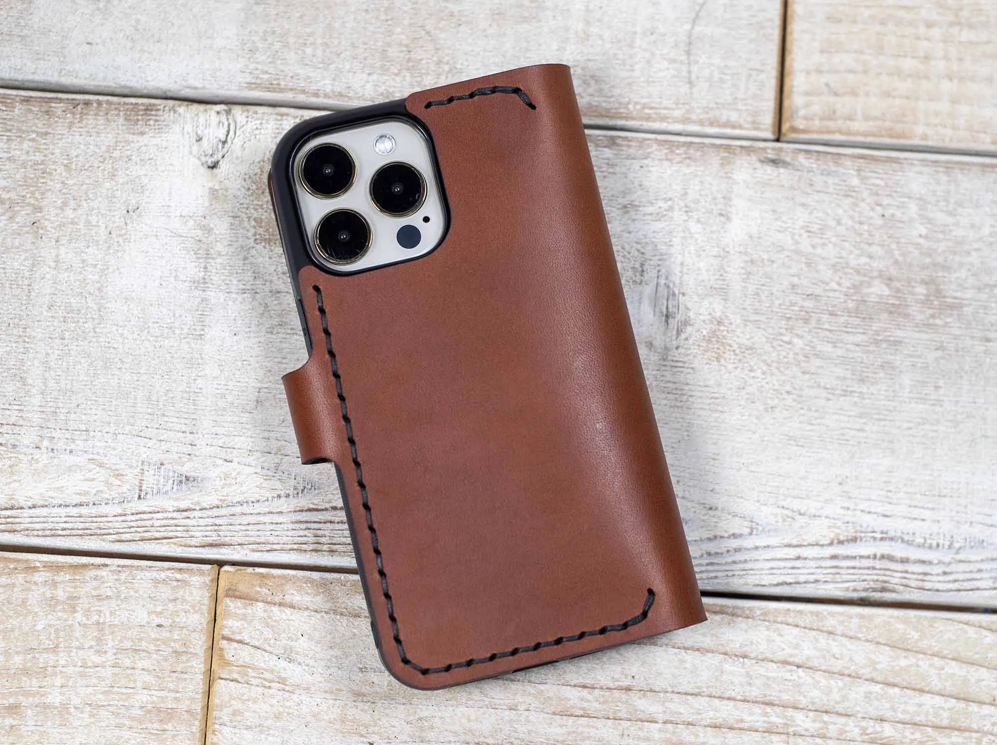 iPhone 16 Pro Max Custom Wallet Case