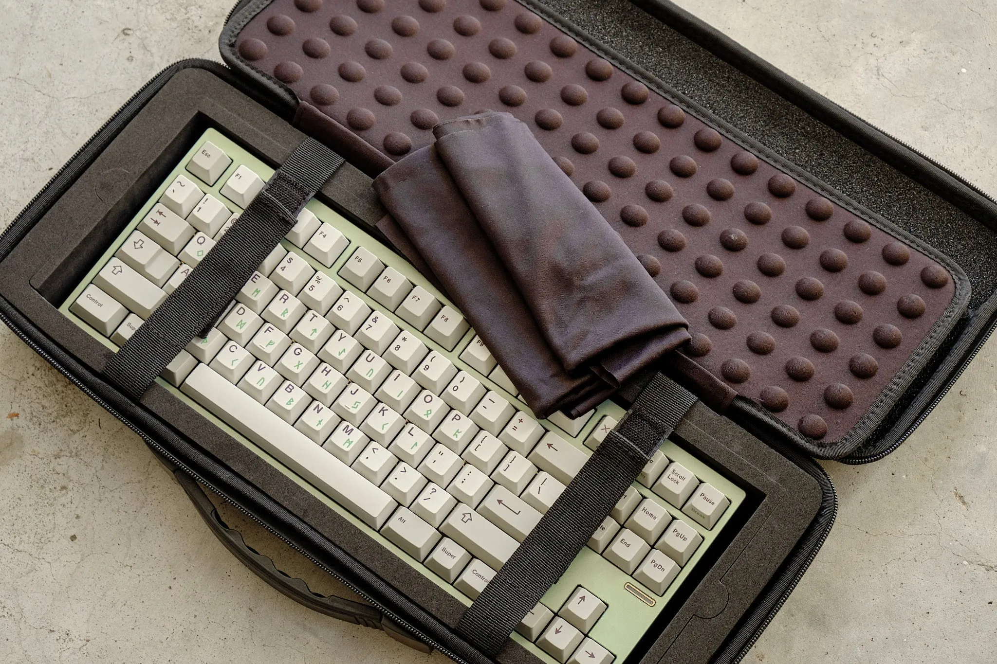 Keyboard Carrying Case