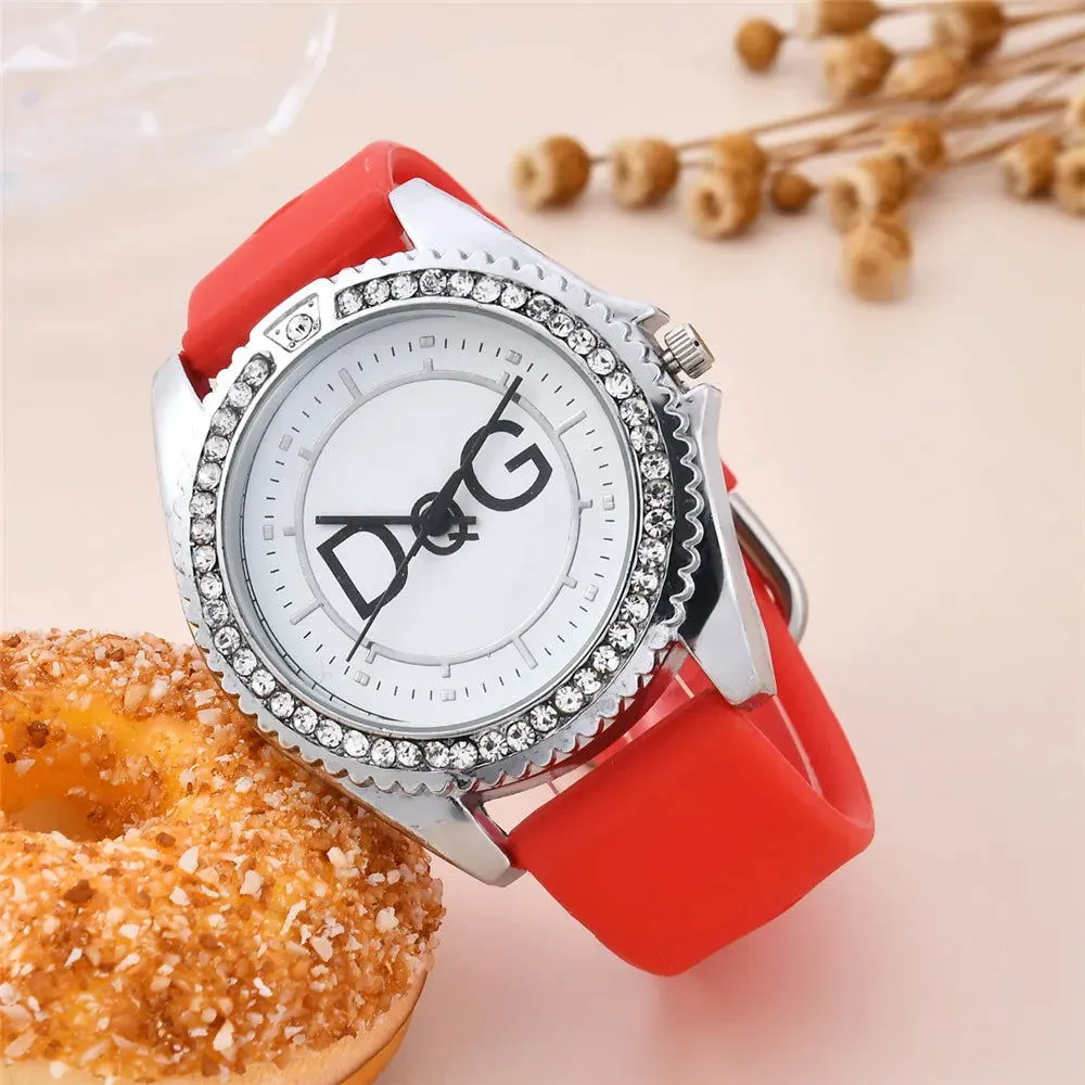 Luxury Brand DQG Women's Watch Leather Strap Rhinestone Inlay Dial Fashion Sport Quartz Watch for Women Gift Clock 2023