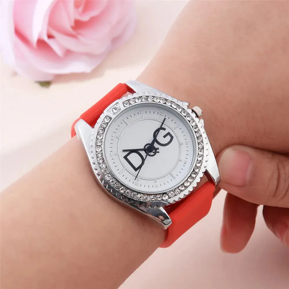 Luxury Brand DQG Women's Watch Leather Strap Rhinestone Inlay Dial Fashion Sport Quartz Watch for Women Gift Clock 2023