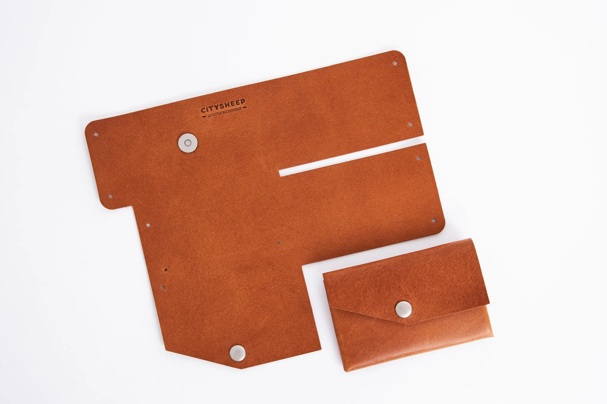 Minimalist seamless wallet/ Tanned